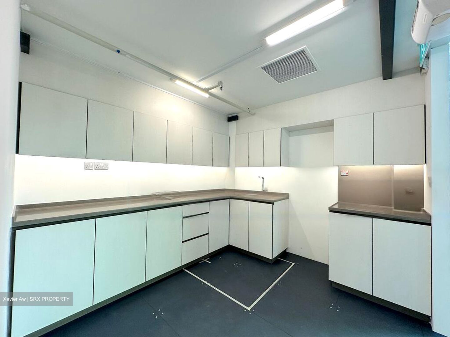 Hub Synergy Point (D2), Office #459119621